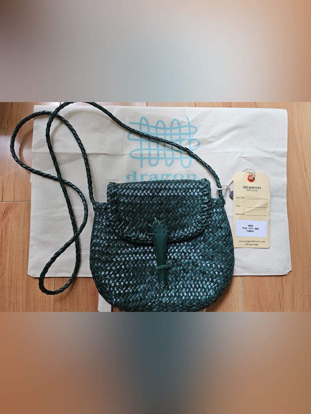 Dragon Diffusion Mini City Crossbody bog